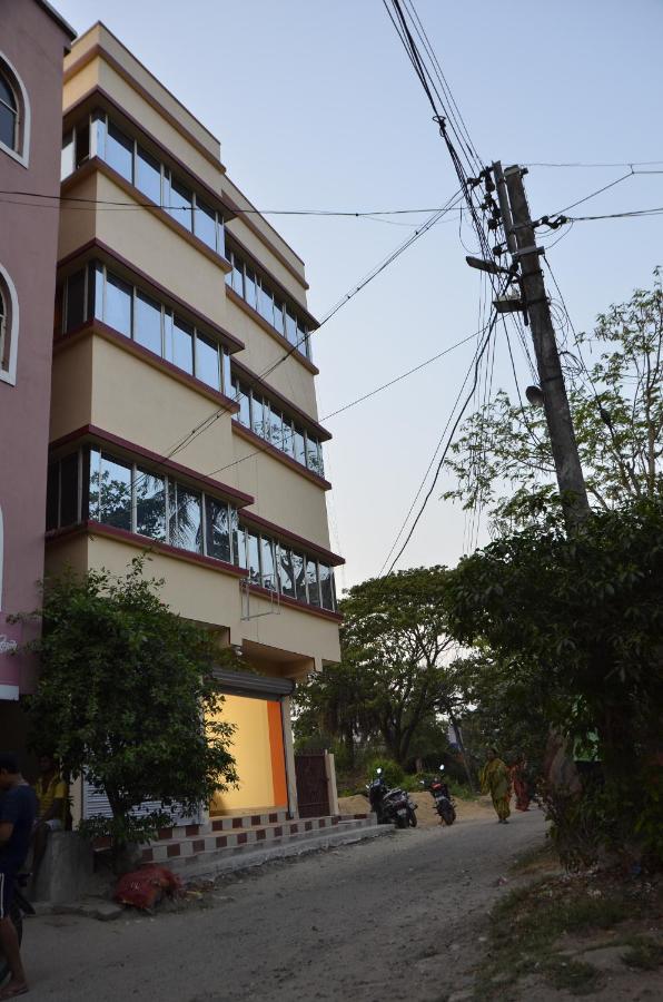 Eco Corporate Inn Kolkata Ngoại thất bức ảnh